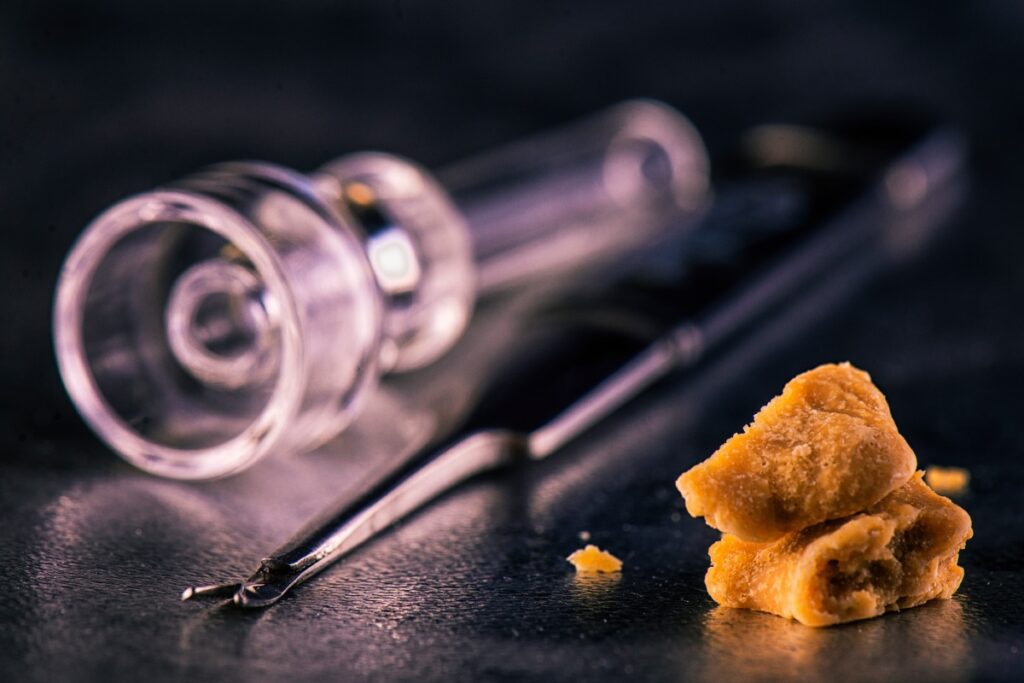 A Guide To CBD Dabs, Dabbing Cannabidiol, And Finding The Best Dab Products