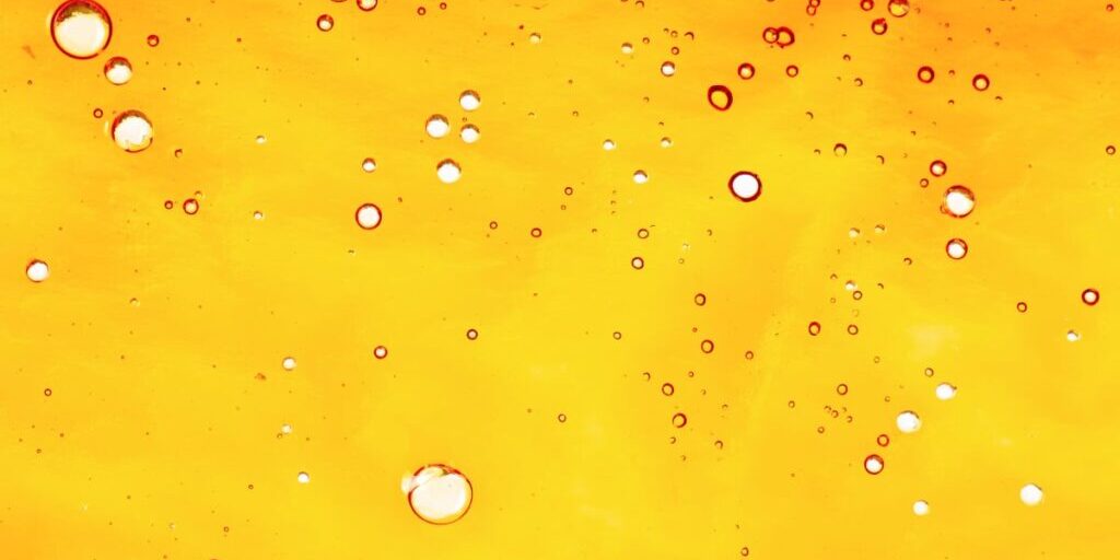CBD Shatter: What it is & How to Use it | Concentrate Comparison CBD Shatter: What it is & How to Use it | Concentrate Comparison